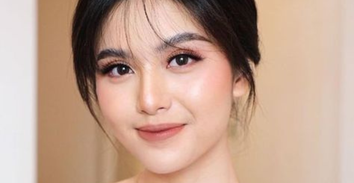 Tips Makeup Natural yang Bikin Wajah Terlihat Cantik Alami